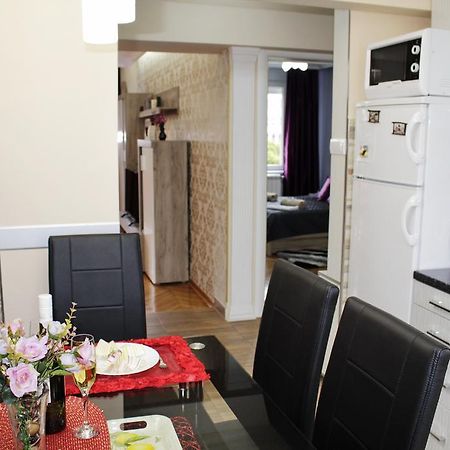 Kristi Lux Apartment Center Free Parking Fast Wifi Белград Екстер'єр фото